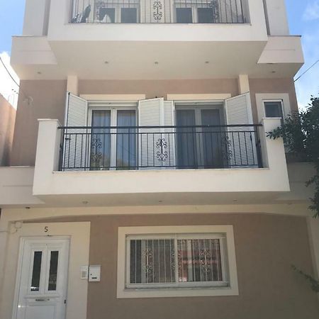 La Casa Di Nonna Apartment Аргостолион Екстериор снимка
