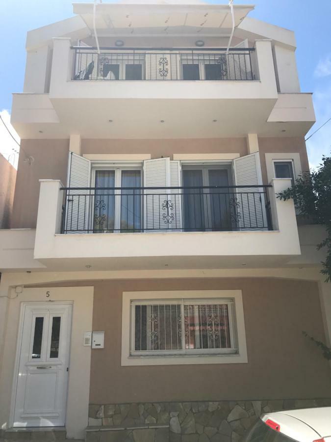La Casa Di Nonna Apartment Аргостолион Екстериор снимка